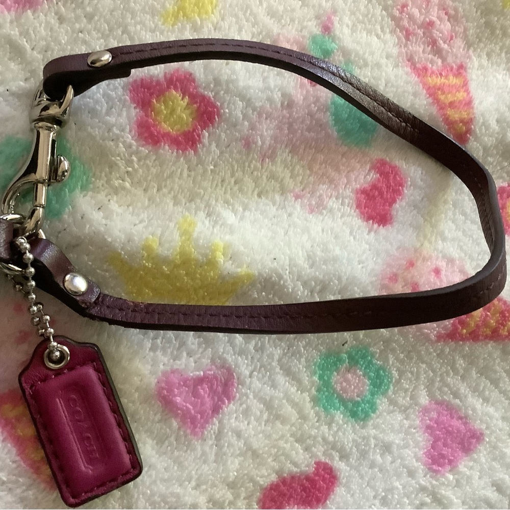 Coach wristlet - Picture 5 of 7